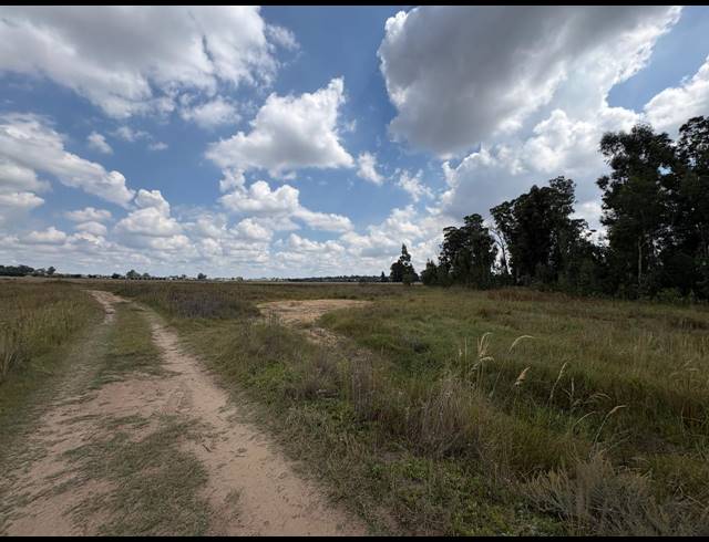 4,461M² VACANT LAND FOR SALE IN VAALPARK